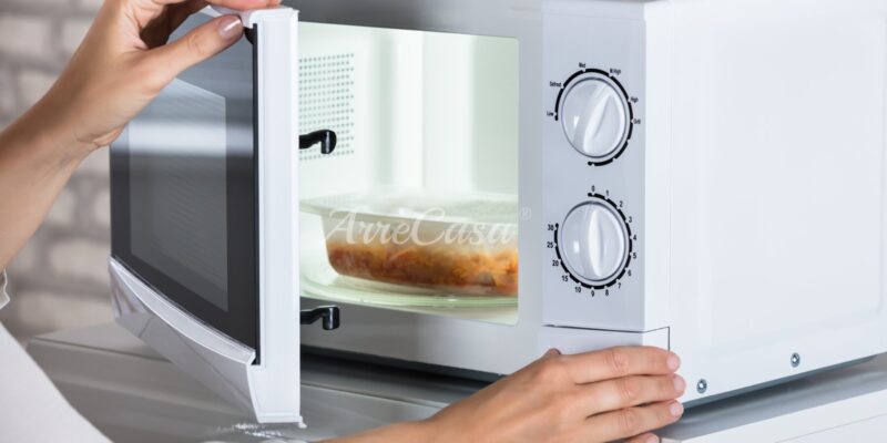 Forno a microonde classico