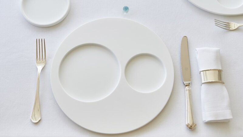 Nuove collezioni di arredi da tavola Infinito Design realizzati in KRION®